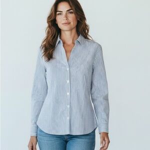 Alfred Sung, navy/white pinstripe necklace iron shirt in a size M